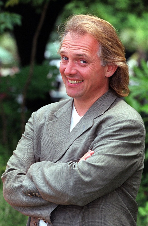 Friends' suicides hit me harder than Rik Mayall's death, says Edmondson ...