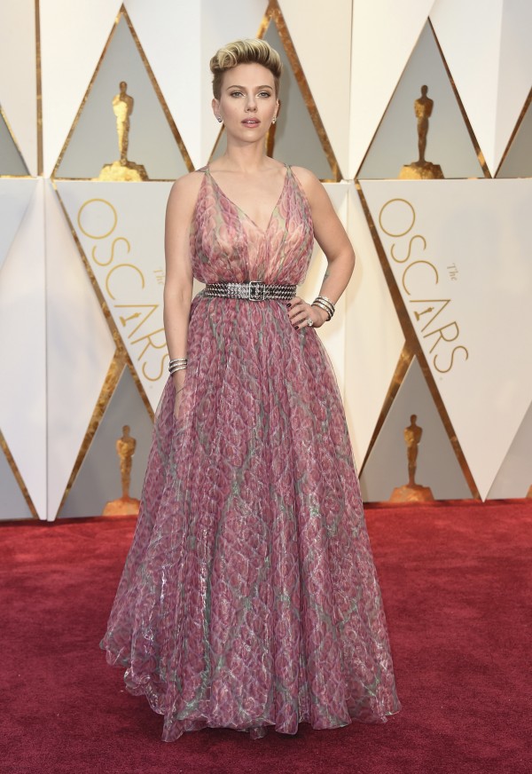 Scarlett Johansson arrives at the Oscars