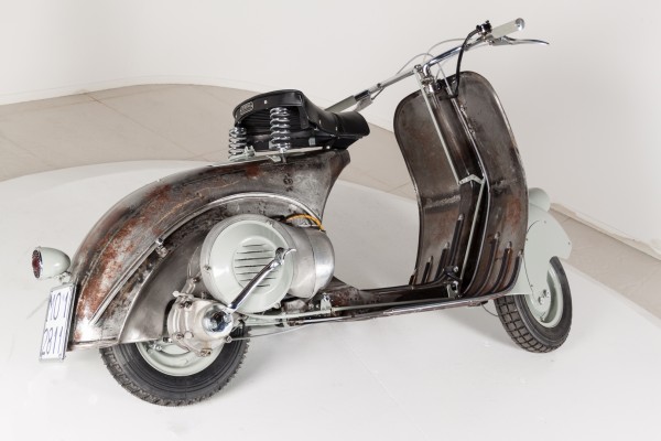 This Vespa has an estimated value of between £217,000 and £282,000