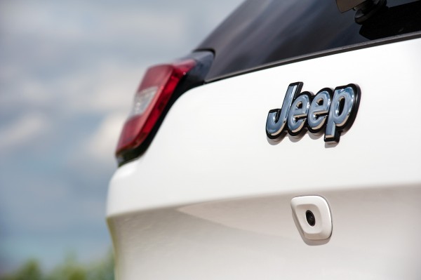 (Jeep)