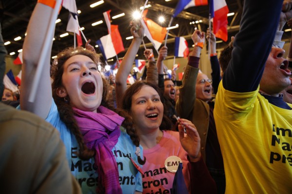 macron supporters (Christophe Ena/AP)