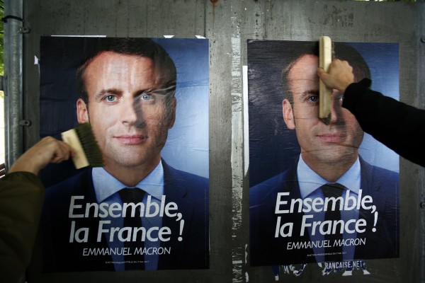 Macron poster