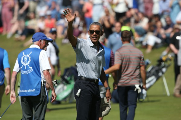 Obama waves