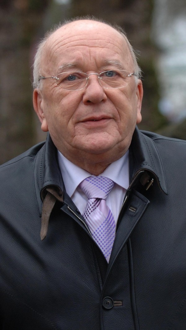 Roy Barraclough 