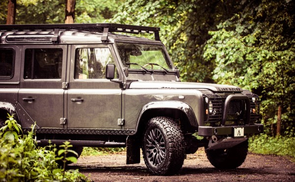 Arkonik Boulder Land Rover Defender