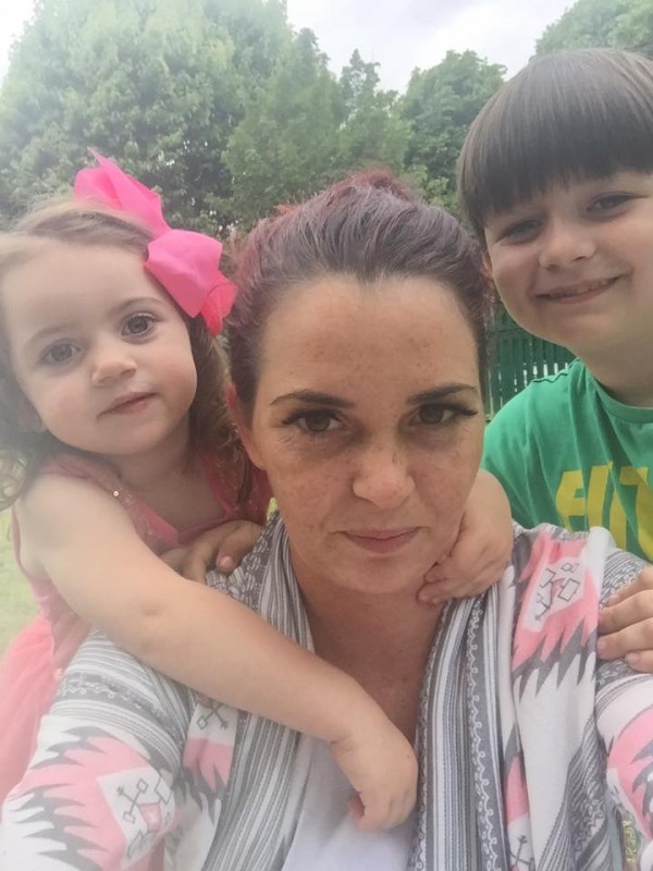 Cassie Marie McDonagh with her children (Cassie Marie McDonagh/PA)