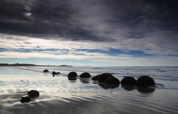 Moeraki Boulders on Koekohe Beach near Moeraki on New Zealand's Otago coast. 