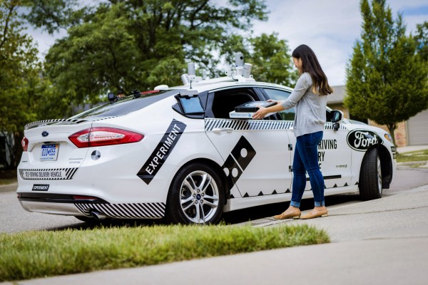 Ford Domino's driverless delivery