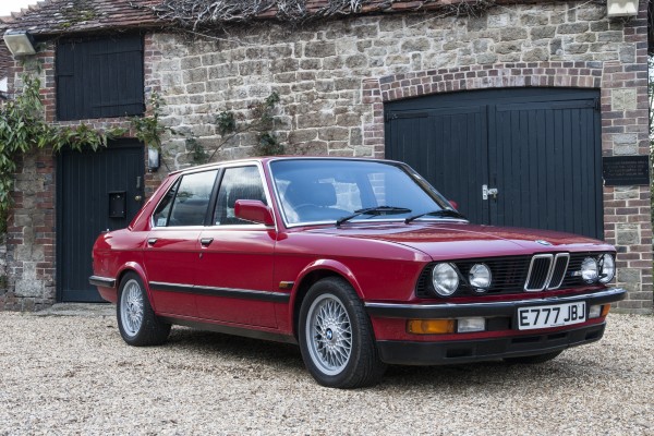The E28 M5 is instantly recognisable