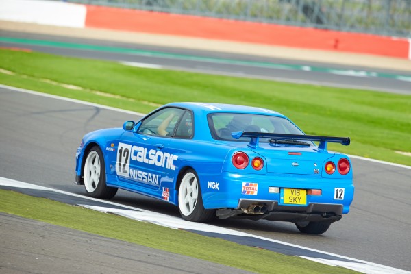 Nissan GT-R