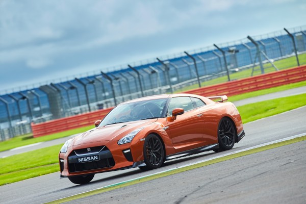 Nissan GT-R