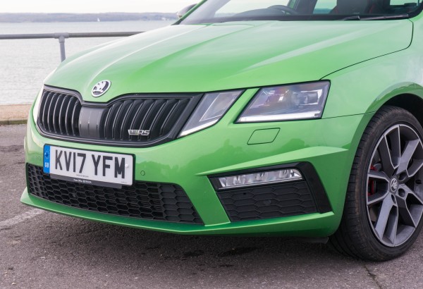 The front end of the Octavia features sharp styling