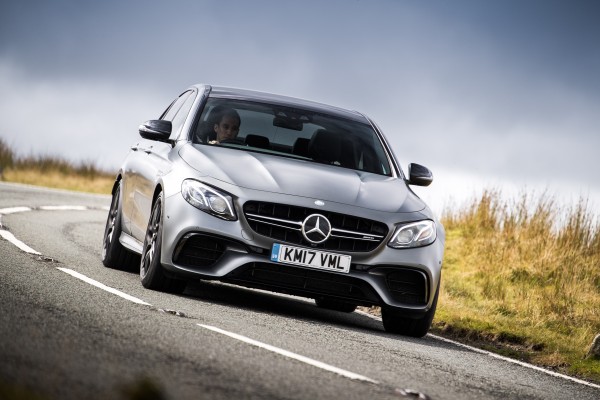 Air suspension keeps the E63 S level at all times